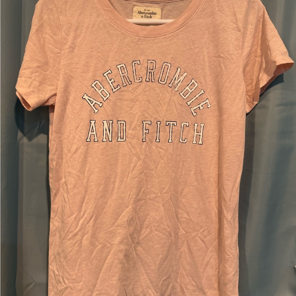 Abercrombie & Fitch Light Pink Tee